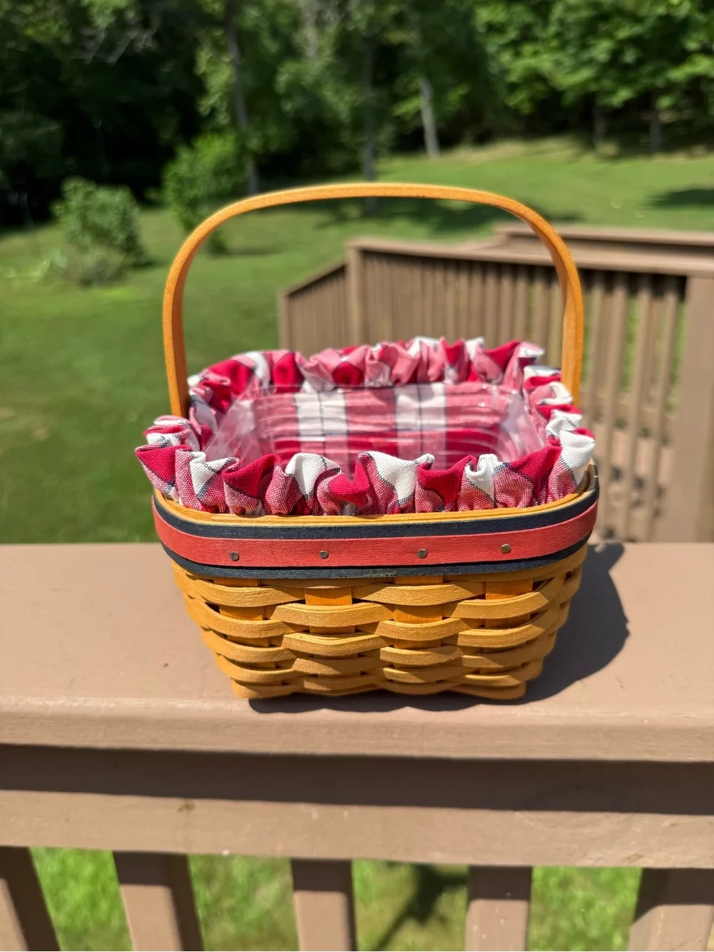Longaberger 2001 All American Strawberry Basket with Plaid Liner & Tie on